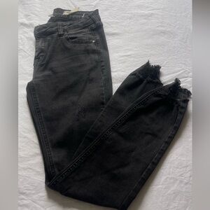 H&M Black Ankle Crop Jeans with Frayed Hem